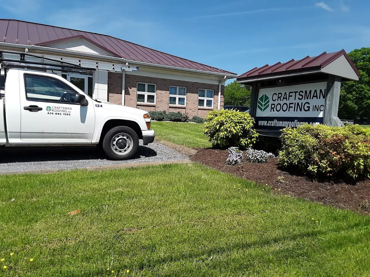 Quality Ice Dam Removal by experienced craftsmen in Lake Monticello